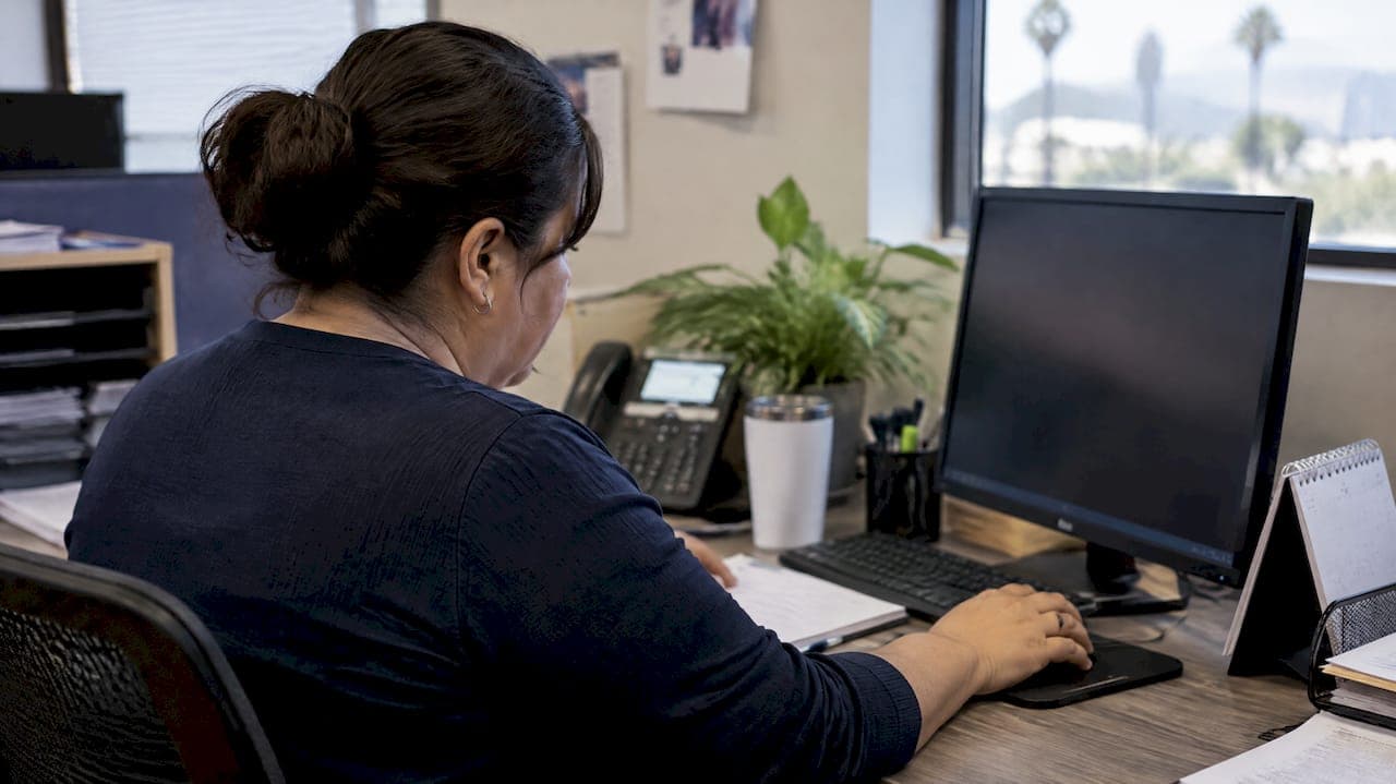 Same Day ACH vs. Next Day ACH: 3 Cutoffs That Can Add Payroll Fees